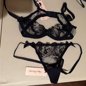 Agent Provacateur Jayce Plunge Underwire Bra and Jayce Thong (sold as set)